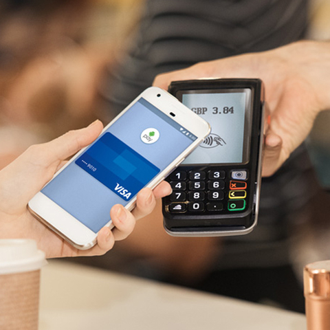 paying restaurant bill with Visa credit card